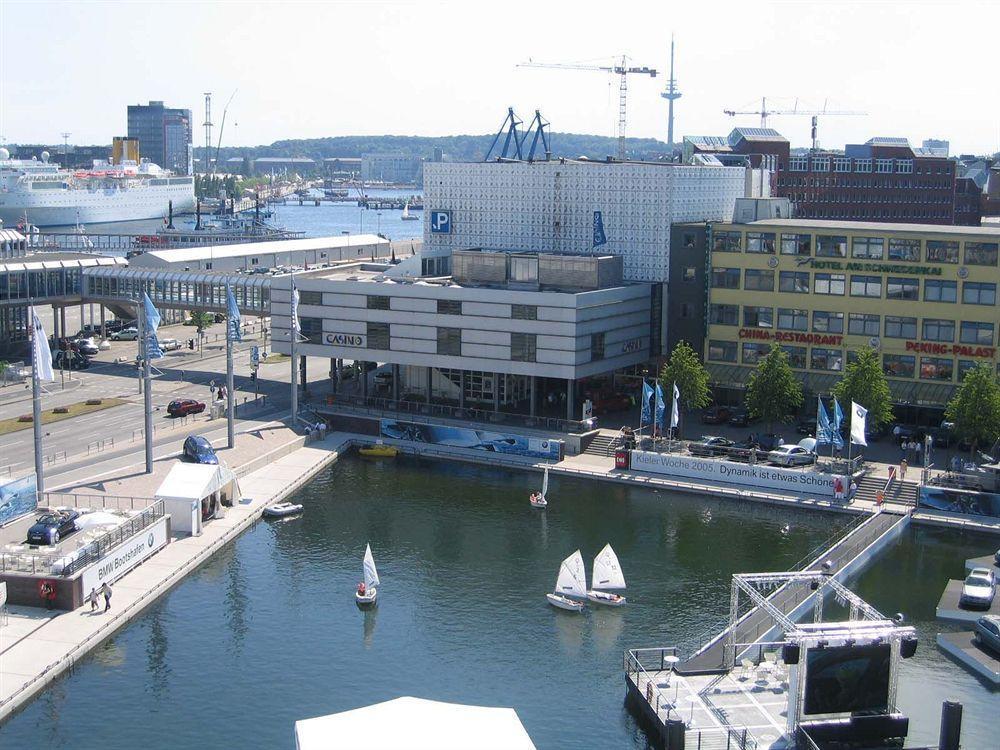 Hotel Am Schwedenkai Kiel Buitenkant foto
