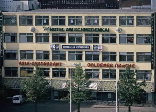 Hotel Am Schwedenkai Kiel Buitenkant foto